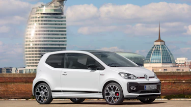 Volkswagen Up GTI - front 3