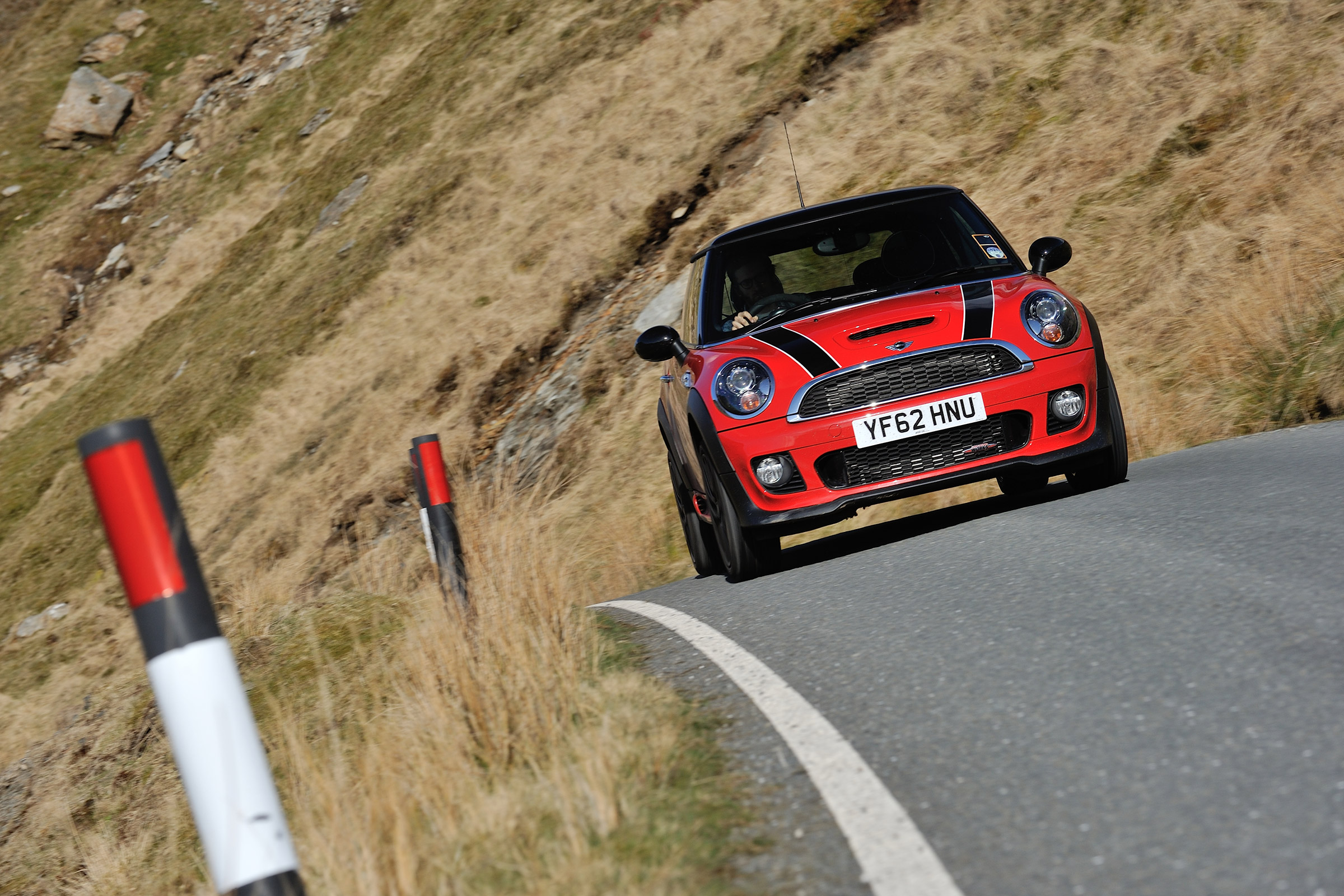 Hot hatch test - Mini