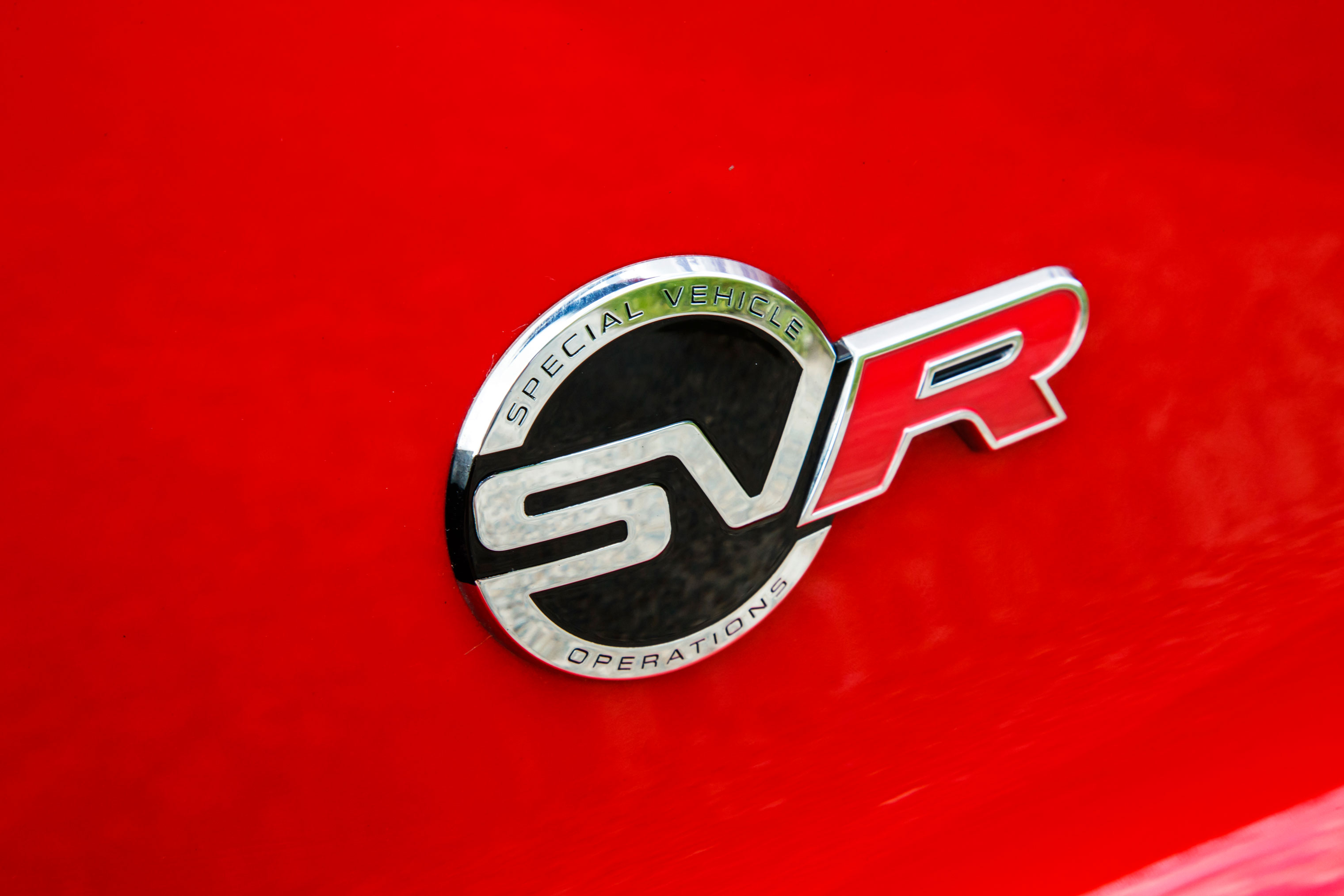 2018 Jaguar F-type SVR - Badge