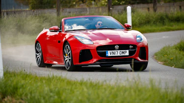 2018 Jaguar F-type SVR - Front