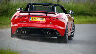 2018 Jaguar F-type SVR - Rear