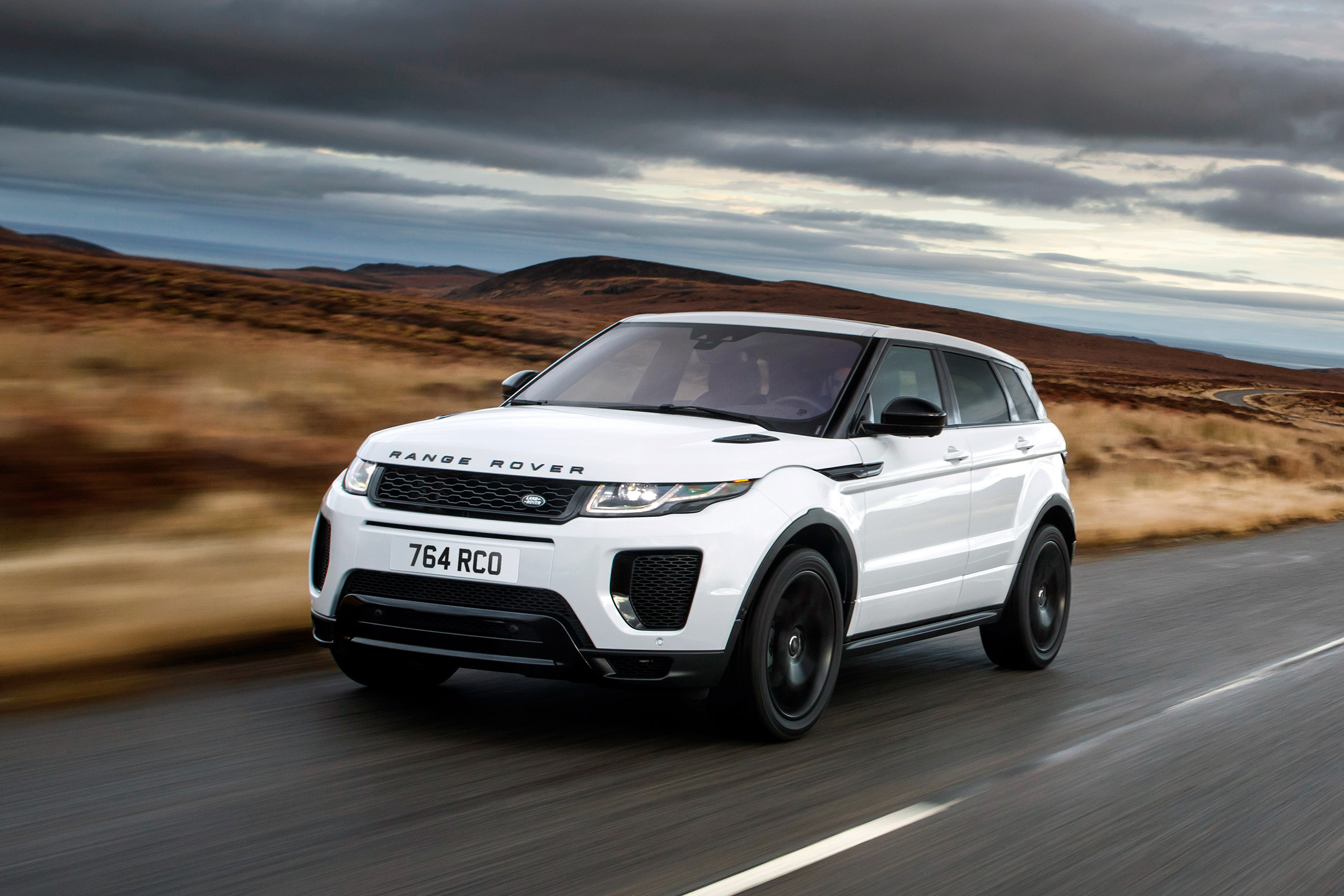 Range Rover Evoque - 2017 front 2