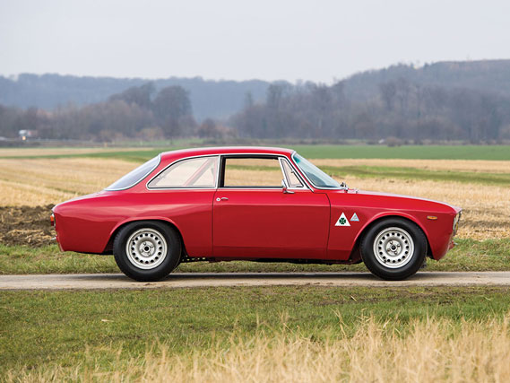 Alfa Romeo Giulia Sprint GTA - Side