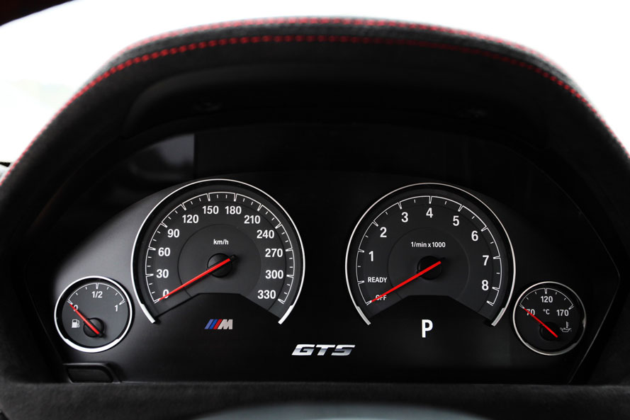 Lightweight Performance CSR - Dials