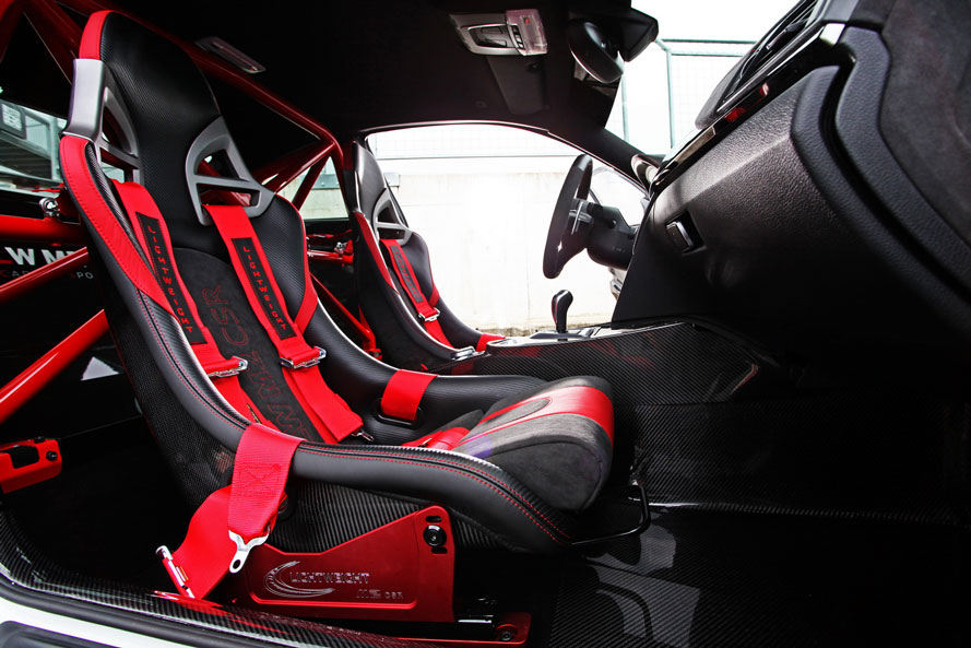 Lightweight Performance CSR - Interior