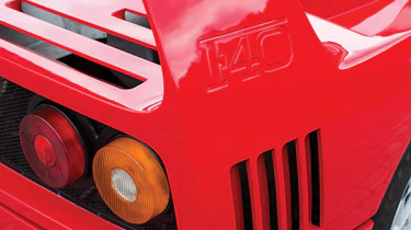 Ferrari F40 - Rear quarter