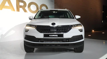 Skoda Karoq - front