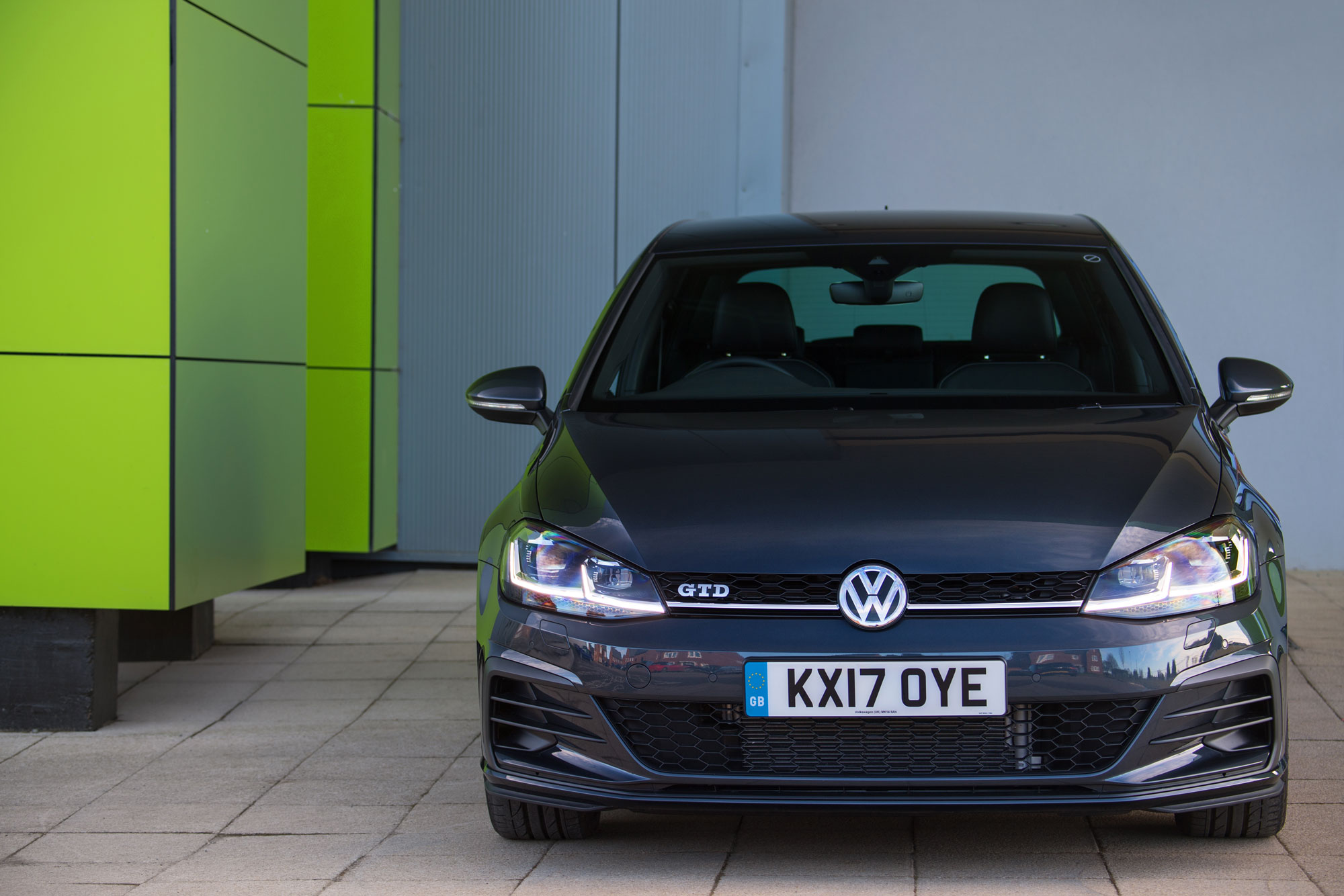 2017 Volkswagen Golf GTD - Front