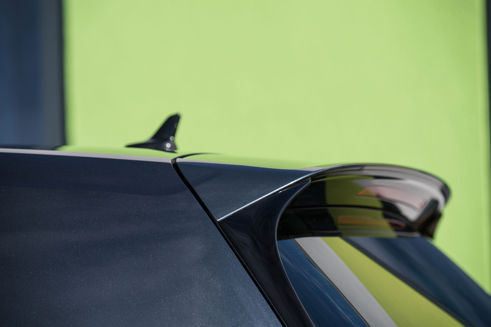 2017 Volkswagen Golf GTD - Rear spoiler