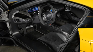 Ford GT - interior