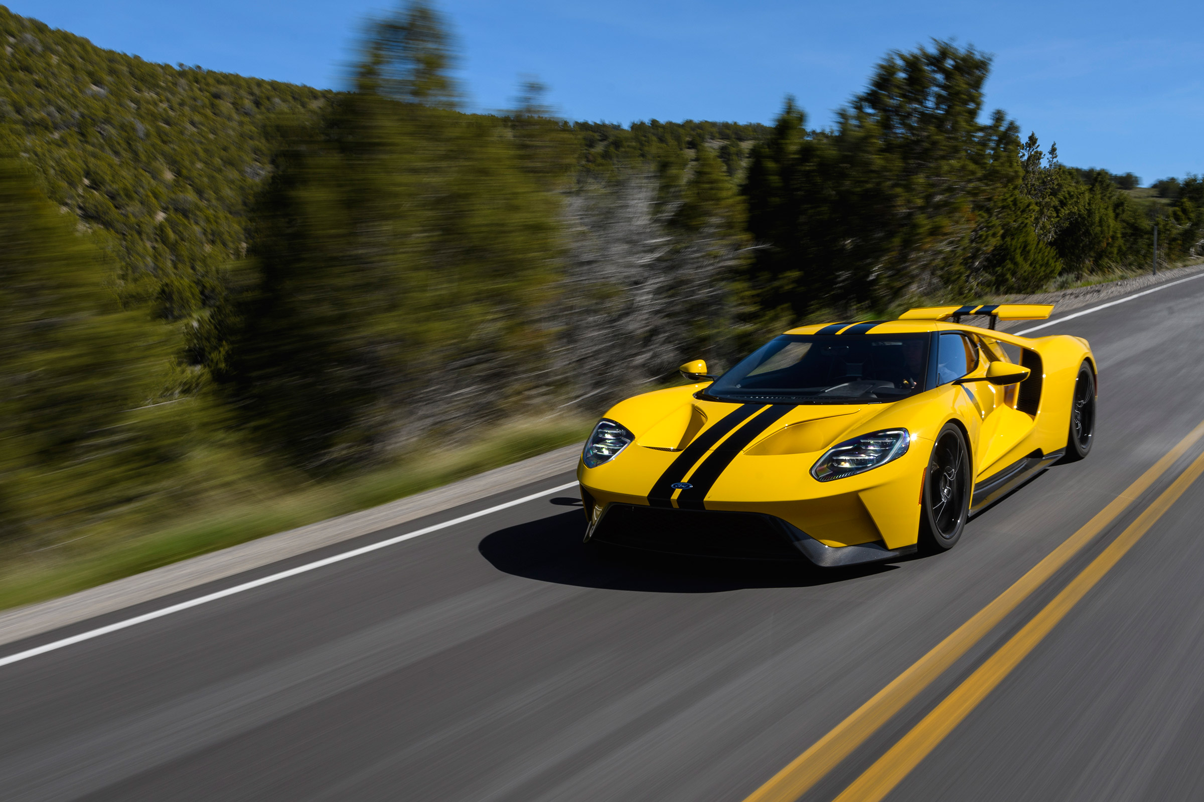 Ford GT - front tracking
