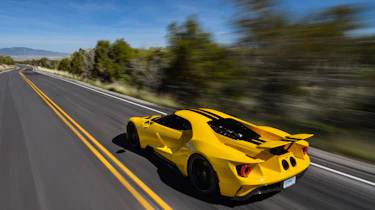 Ford GT - rear tracking