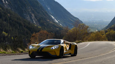 Ford GT - front cornering