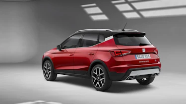 SEAT Arona FR rear three quarters