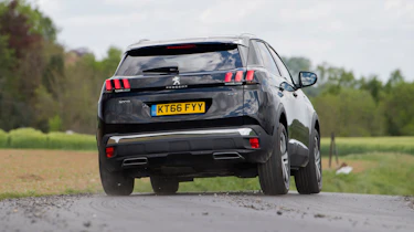 Peugeot 3008 GT rear cornering