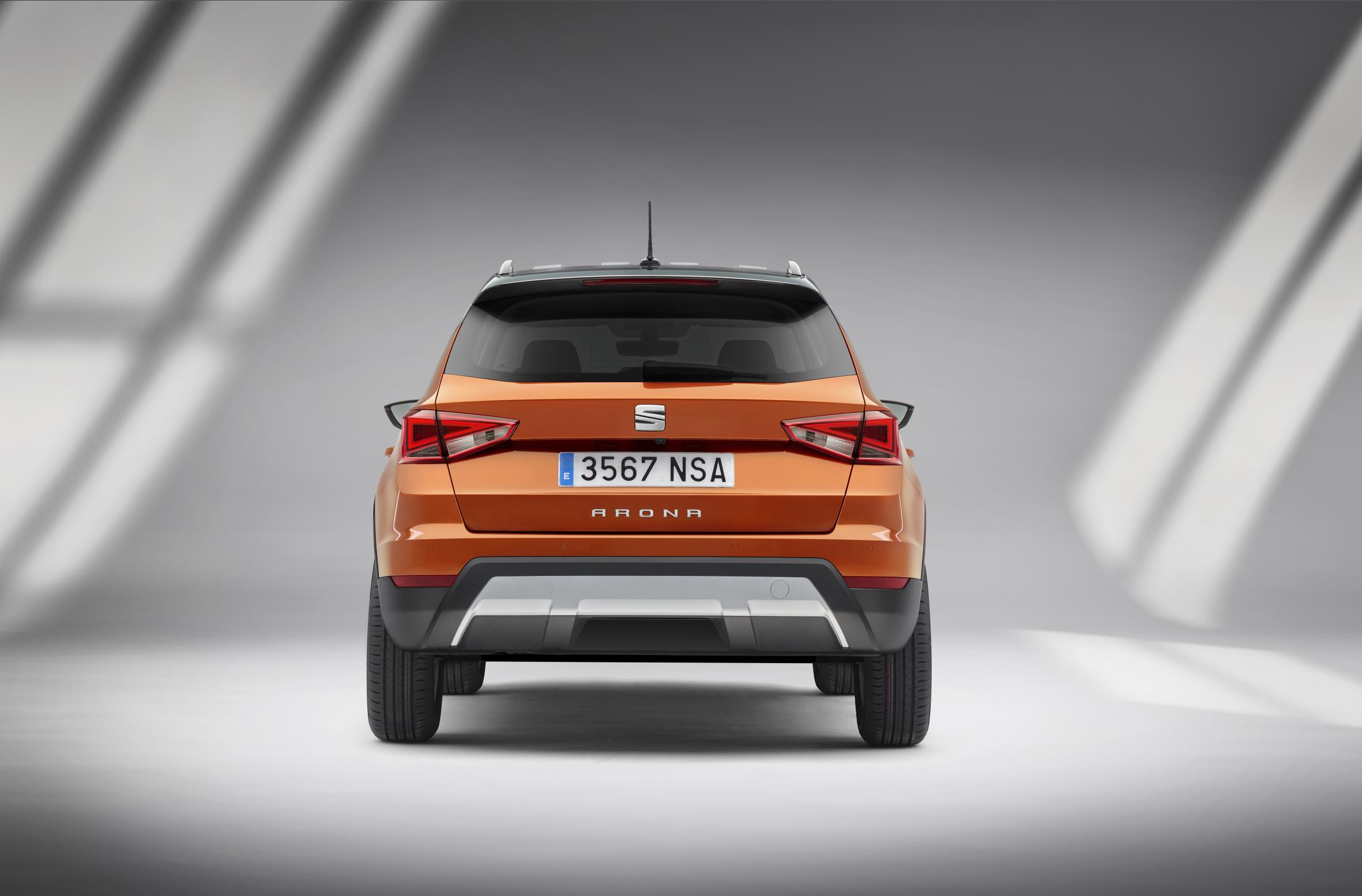 SEAT Arona rear