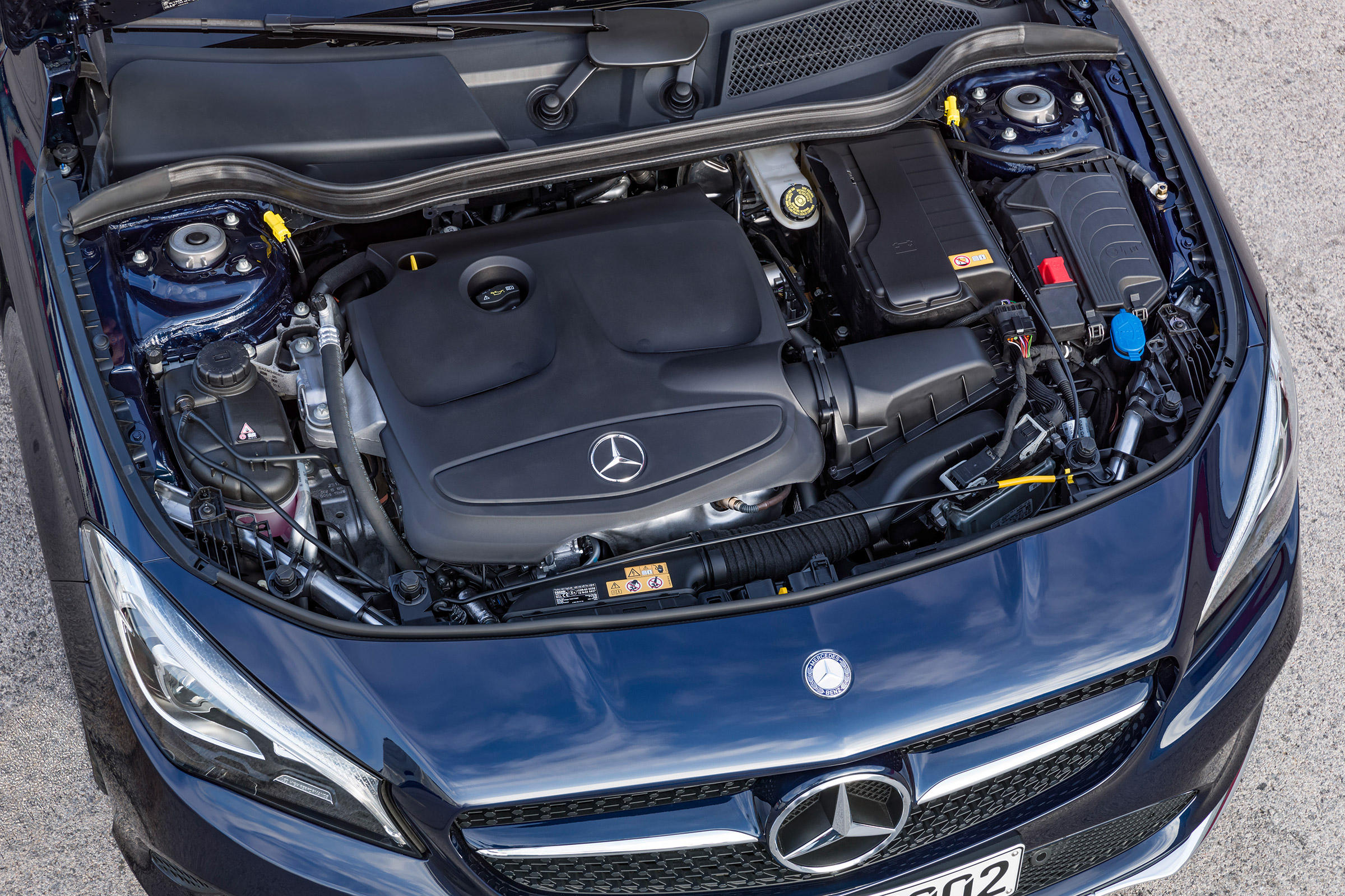 Mercedes-Benz CLA200 Shooting Brake - engine bay