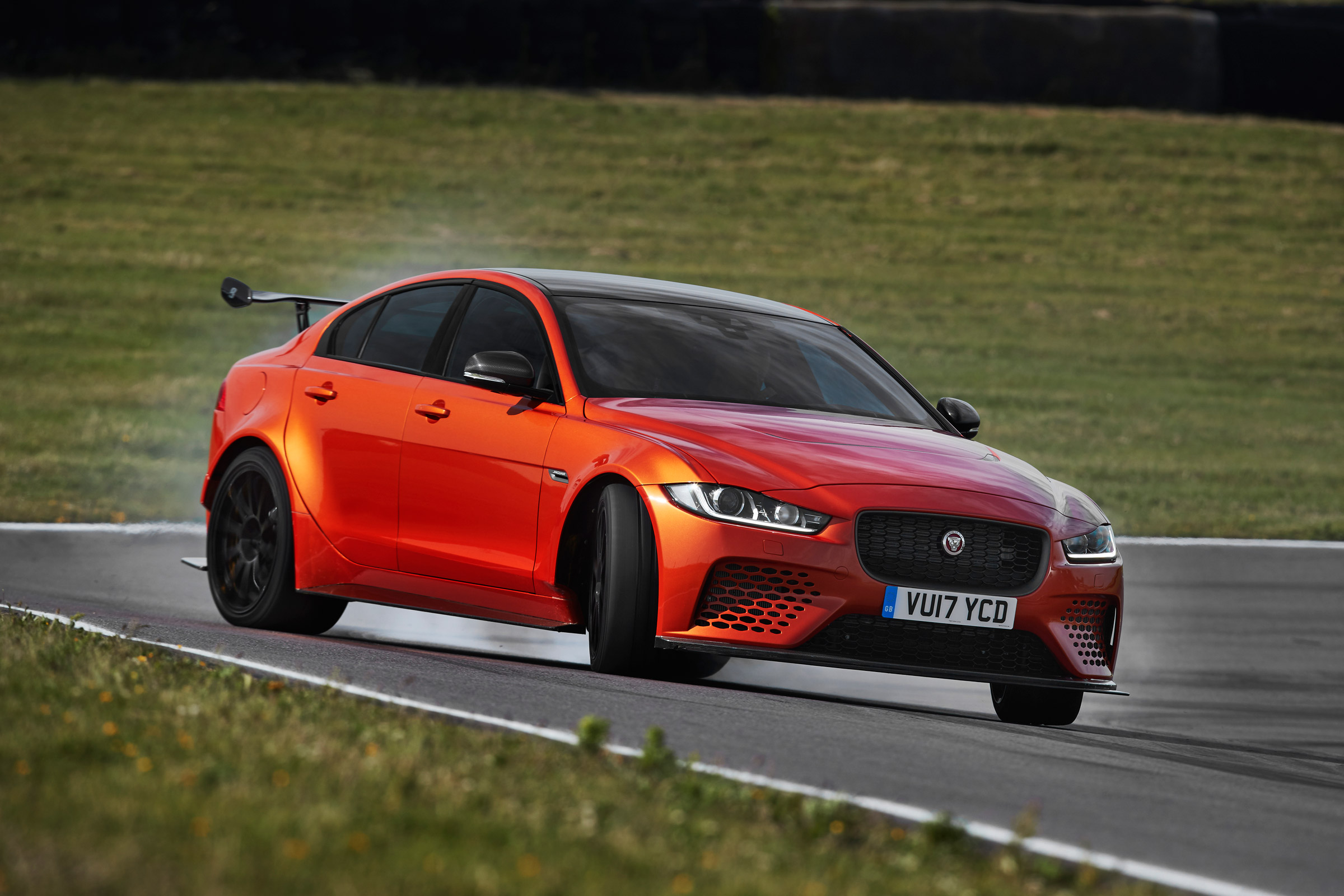 Jaguar XE SV Project 8  drift