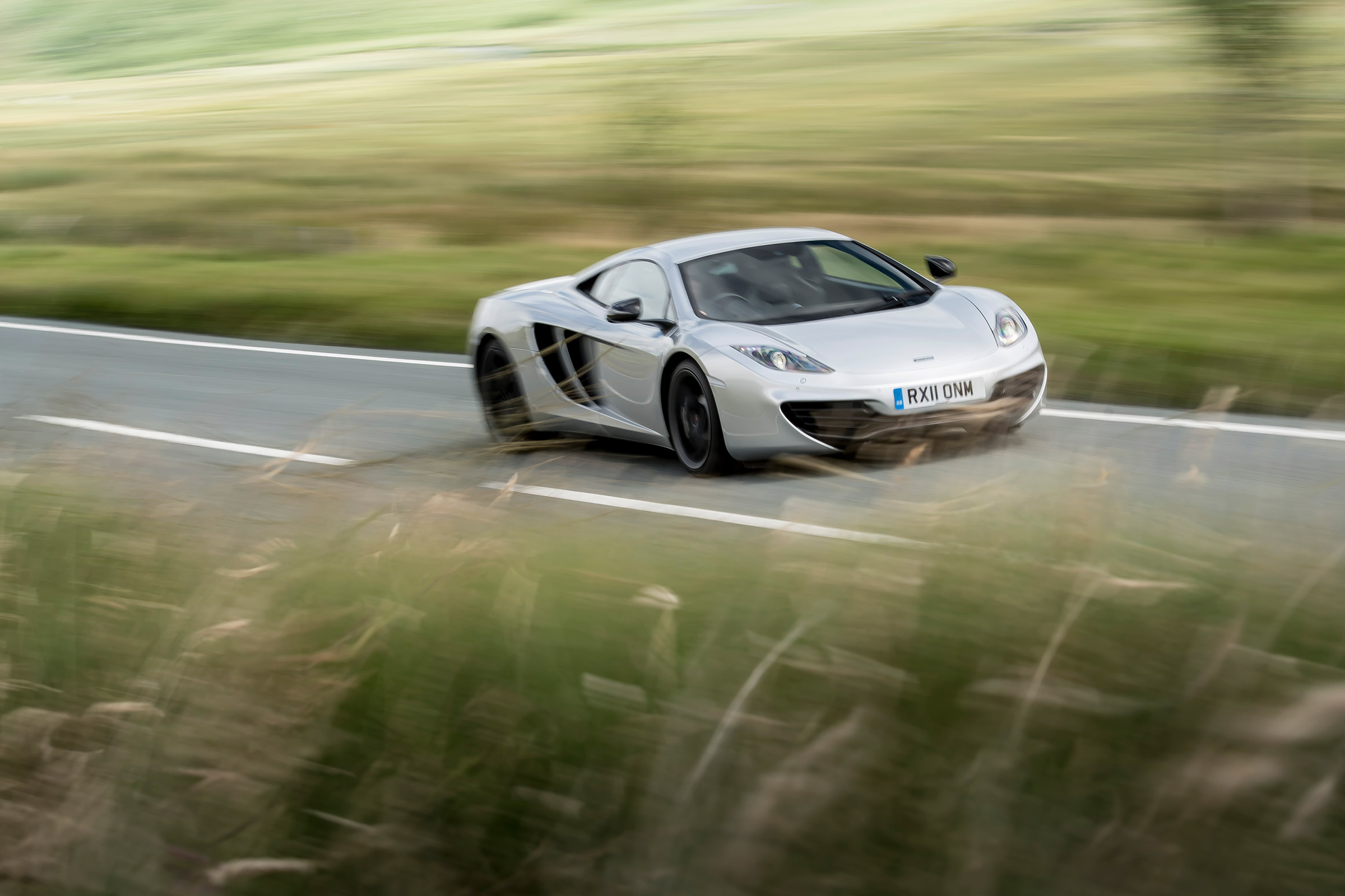McLaren 540C - front