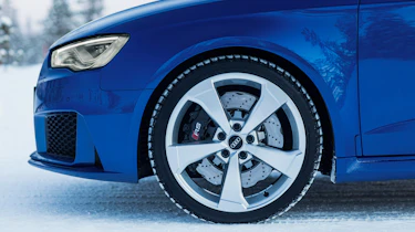 Audi RS3 - snow wheel