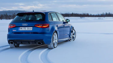 Audi RS3 - snow rear static