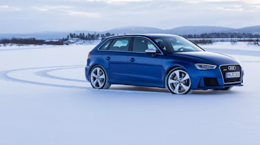 Audi RS3 - snow static