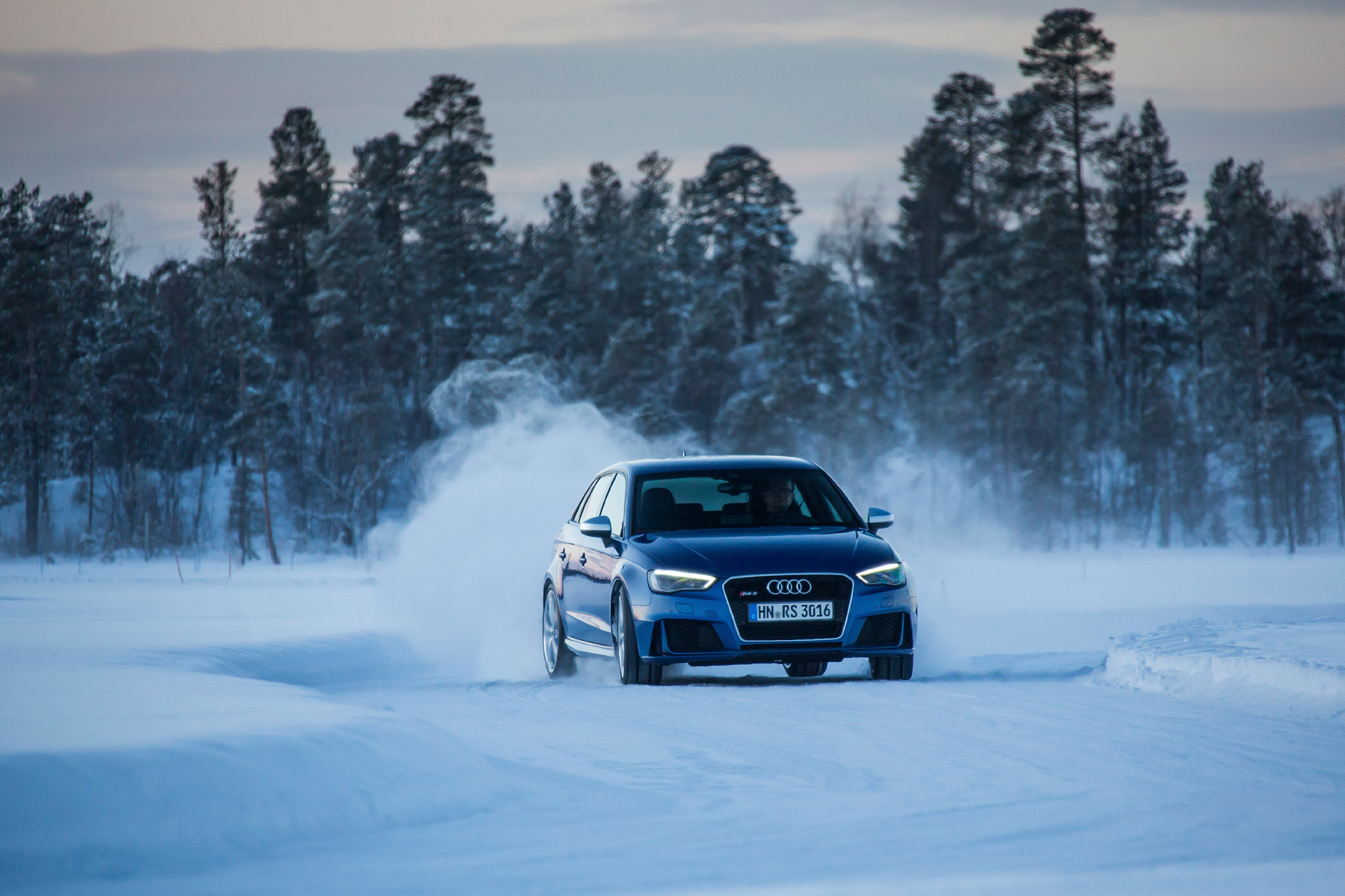 Audi RS3 - snowfront