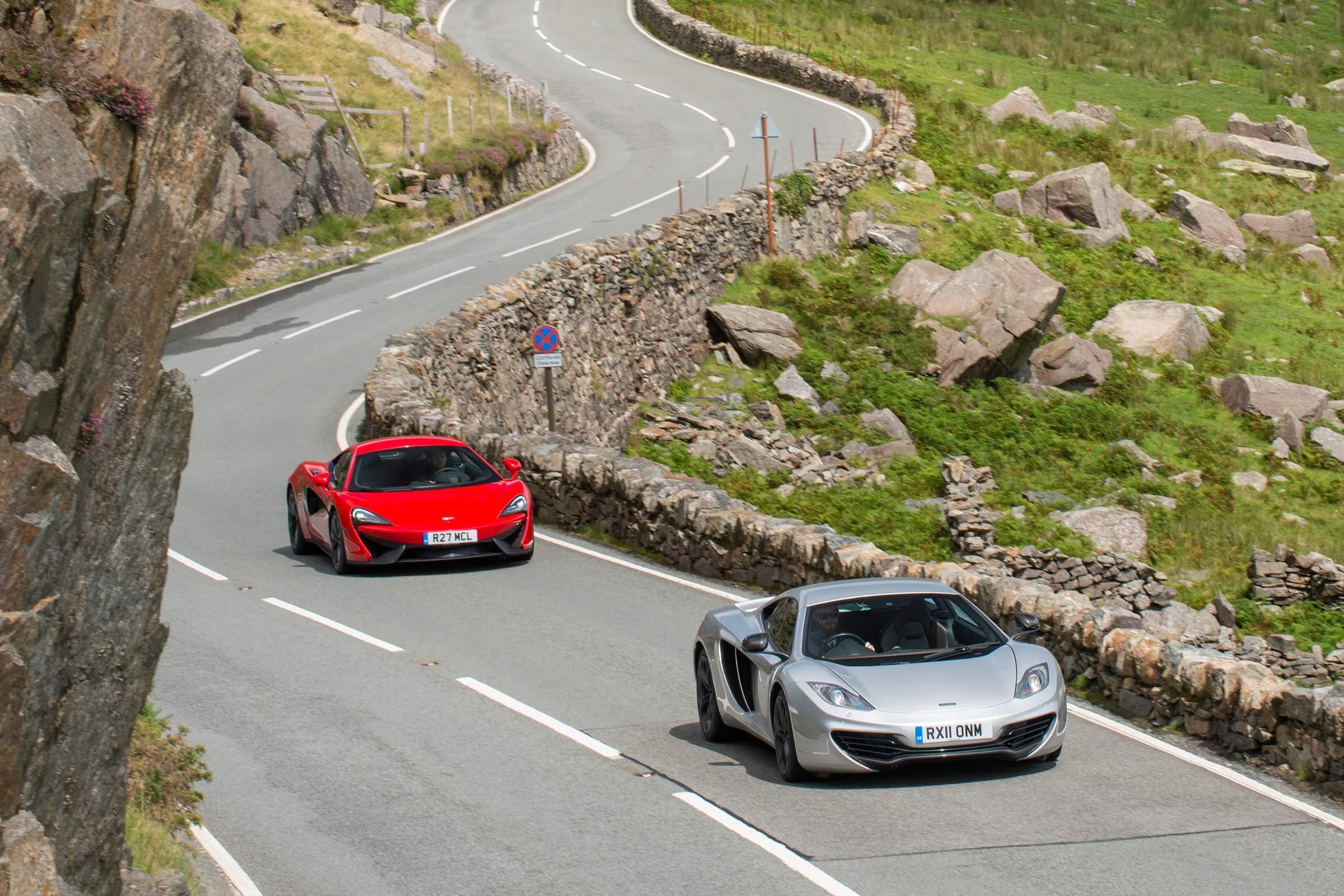 McLaren 12C vs McLaren 540C - front header