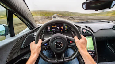 McLaren 675LT - driving