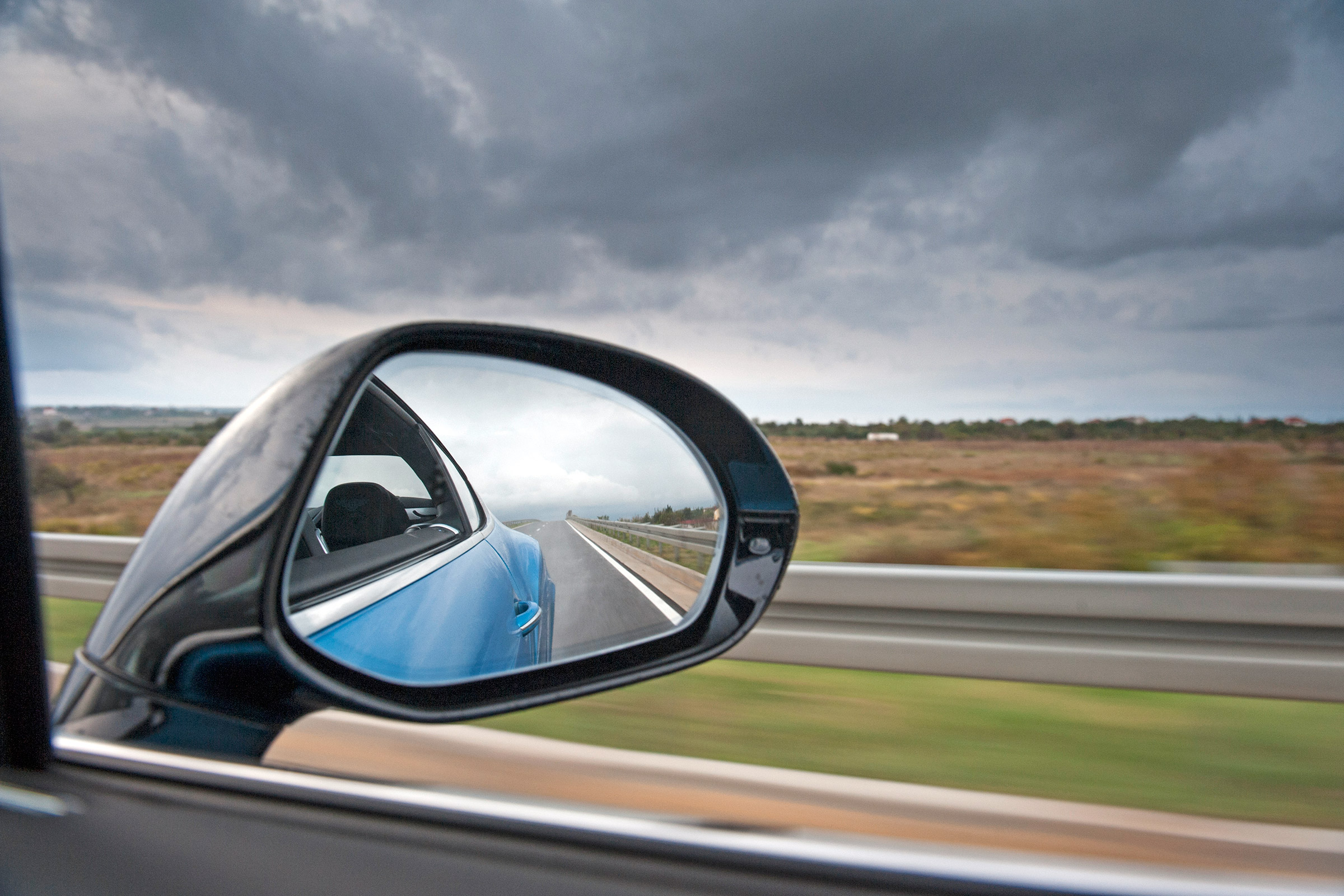 Bentley Continental GT V8 S - mirror