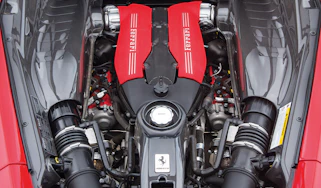 Ferrari 488 GTB engine