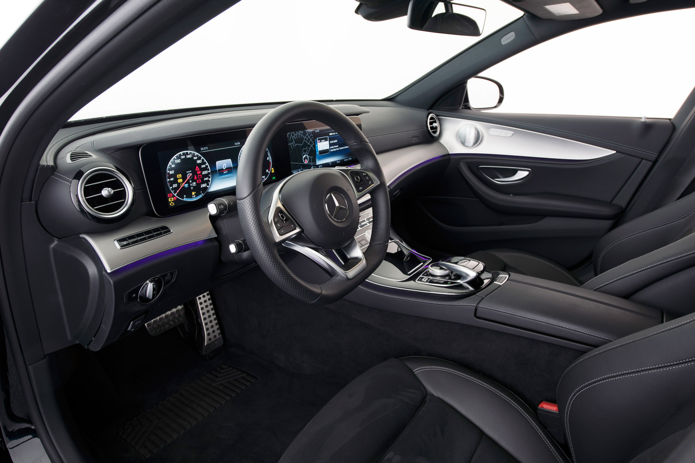 Brabus kits for Mercedes E-Class Estate interior