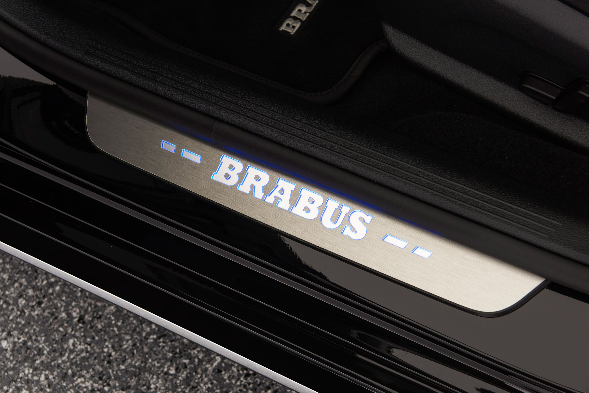 Brabus kits for Mercedes E-Class Estate sill