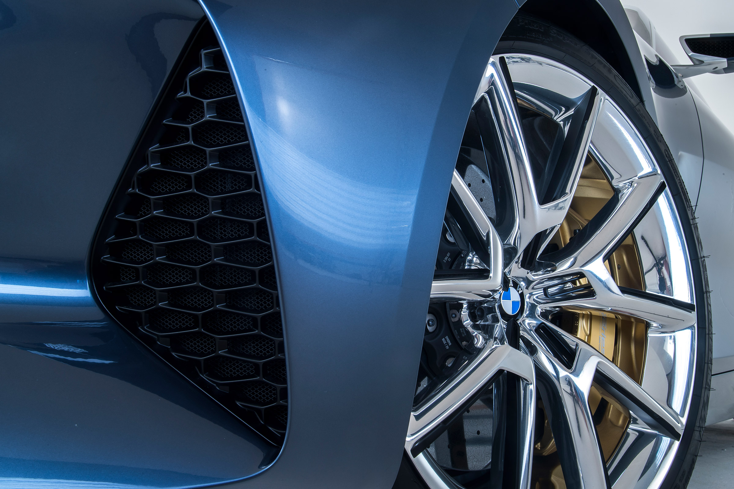 BMW 8-series concept - wheel