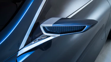 BMW 8-series concept - mirror