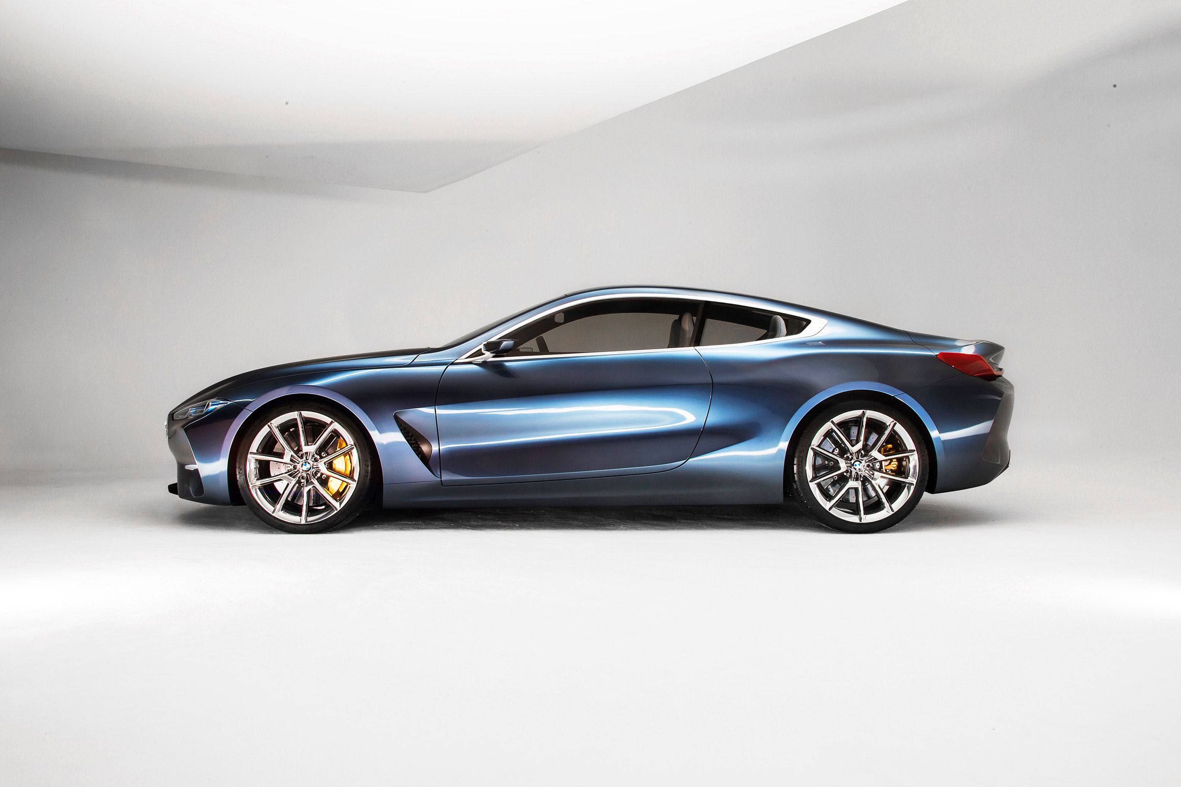 BMW 8-series concept - side profile