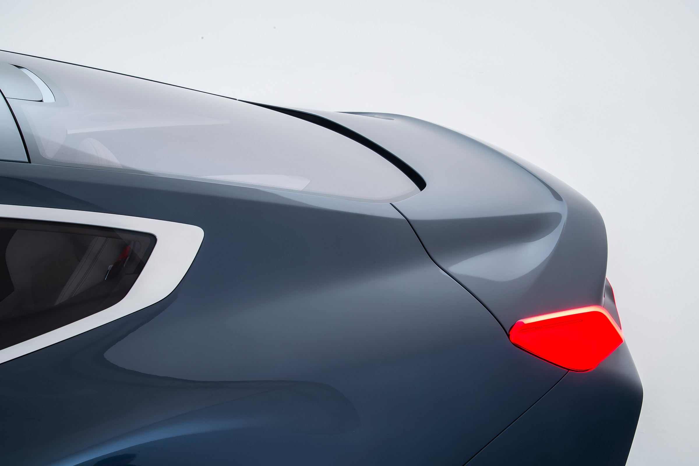 BMW 8-series concept - tailgate
