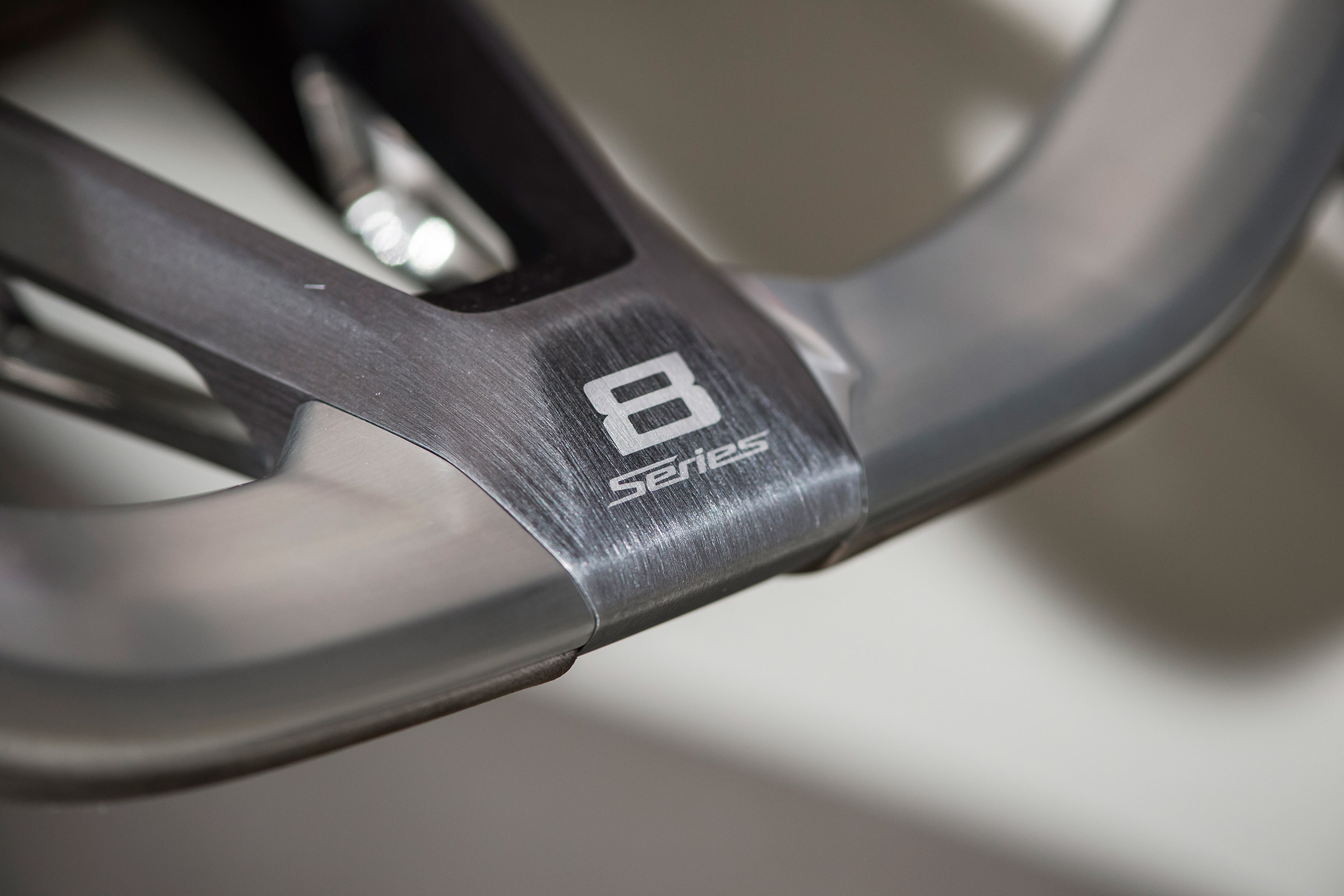 BMW 8-series concept - wheel