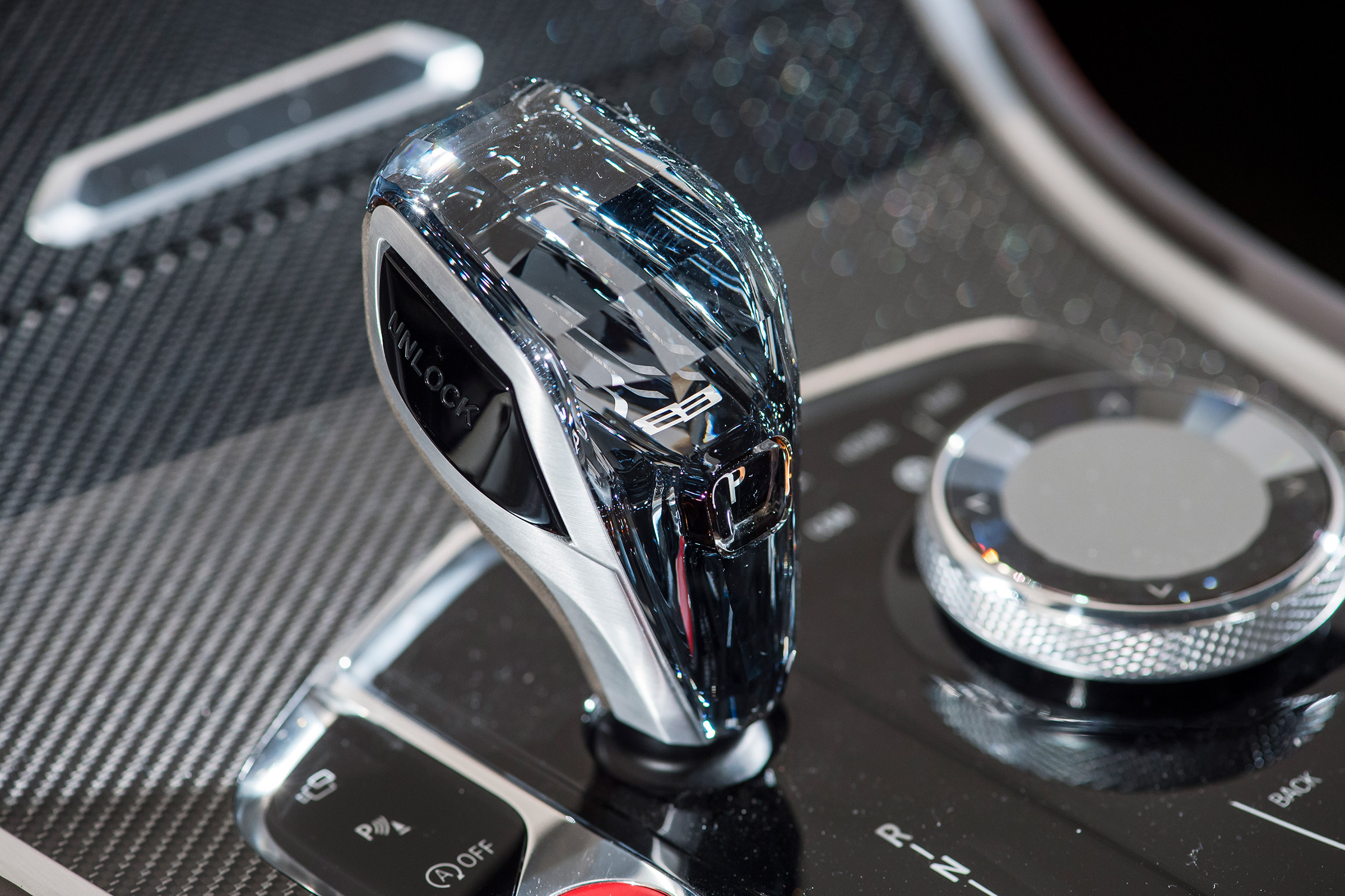 BMW 8-series concept - gear selector