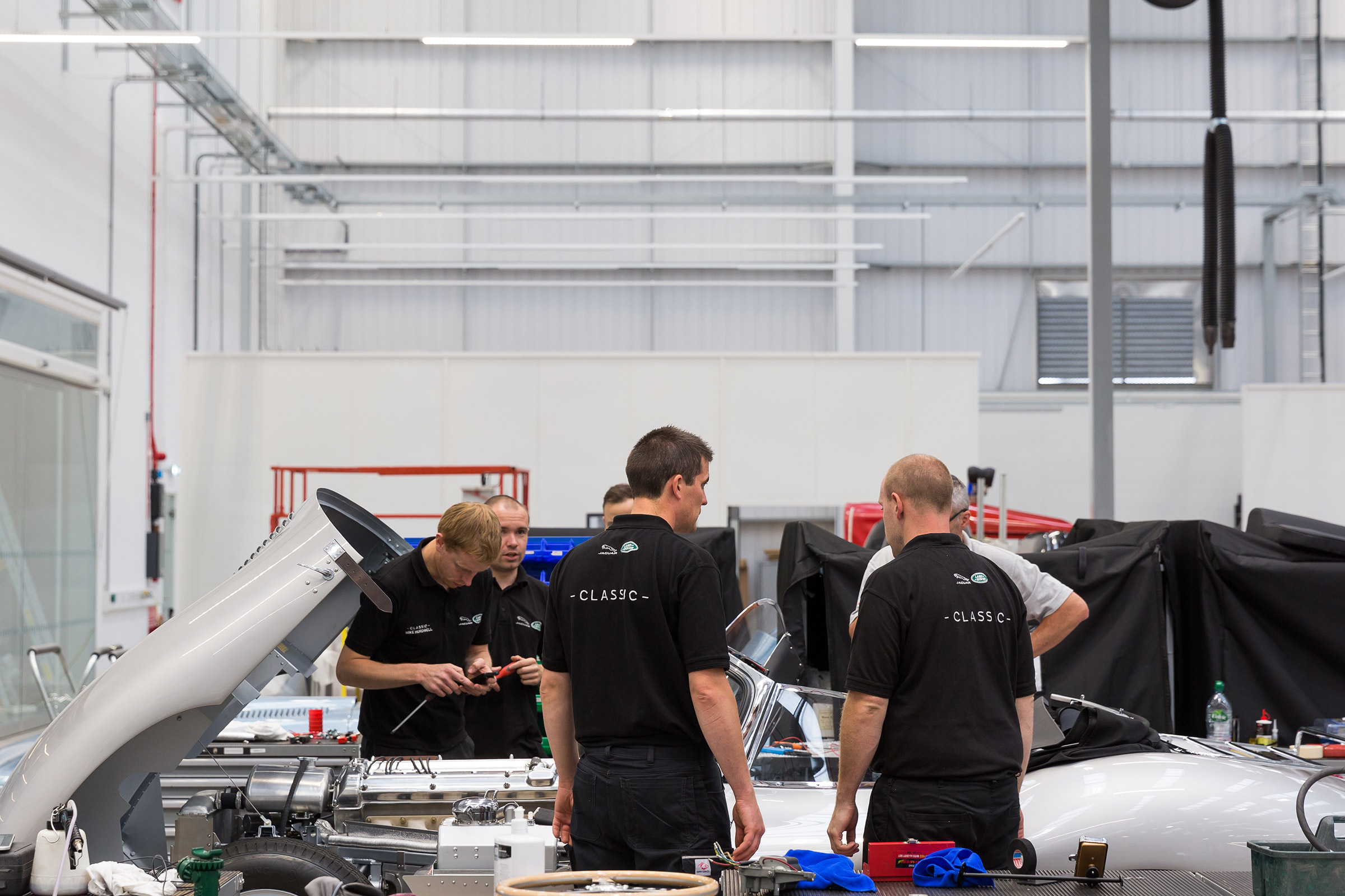 Jaguar Land Rover Classic Works - Team