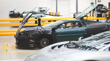 Jaguar Land Rover Classic Works - XJ220 1