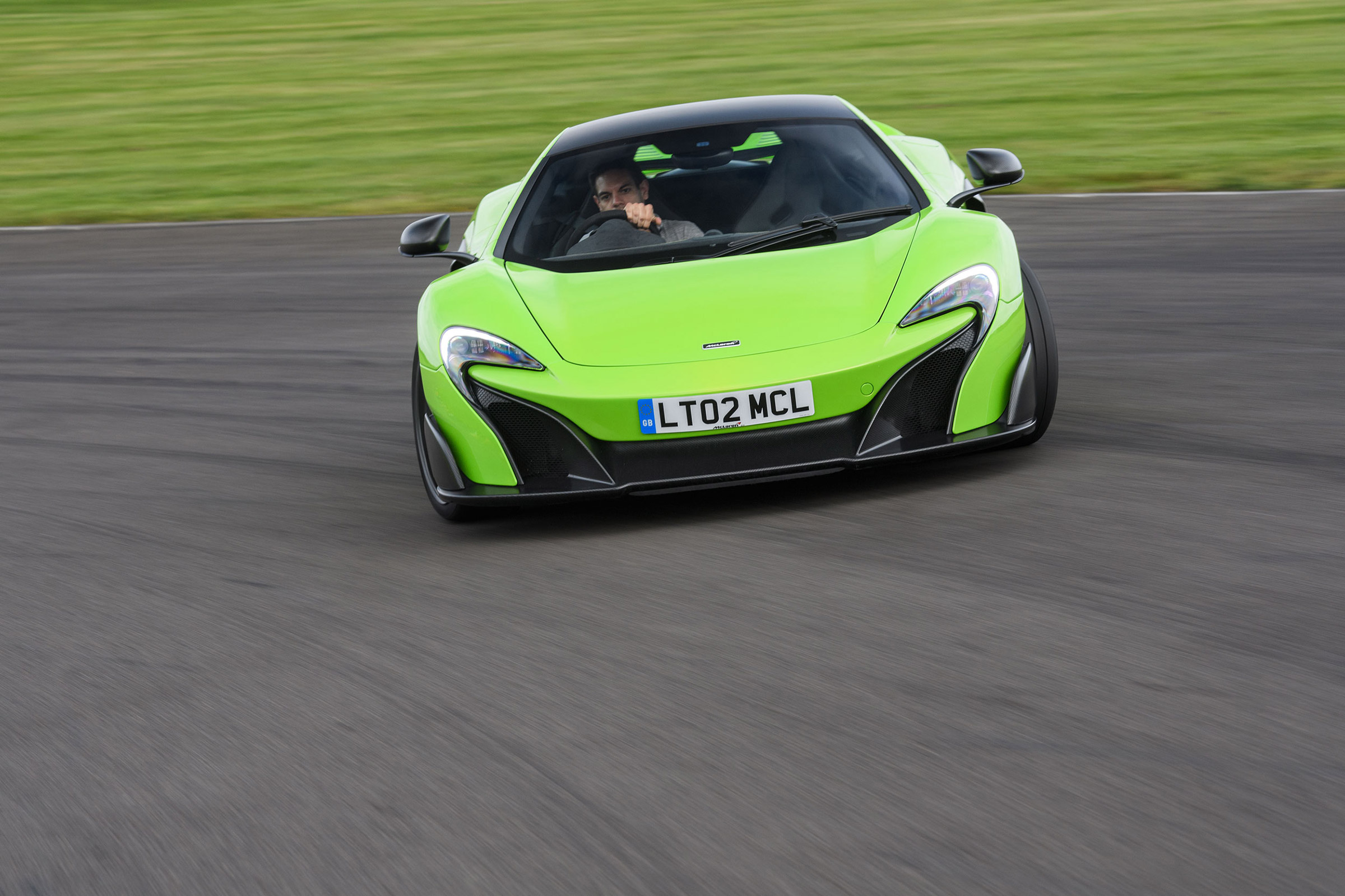 McLaren 675LT - front