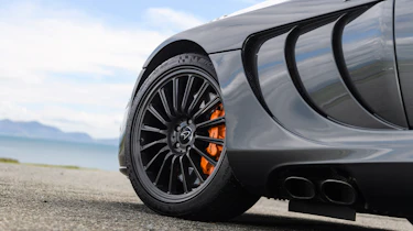 Mercedes SLR McLaren - side detail