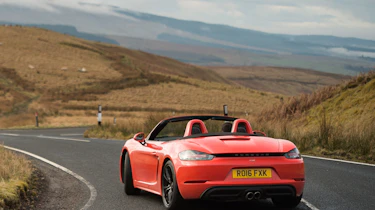 Porsche 718 Boxster S - static 3