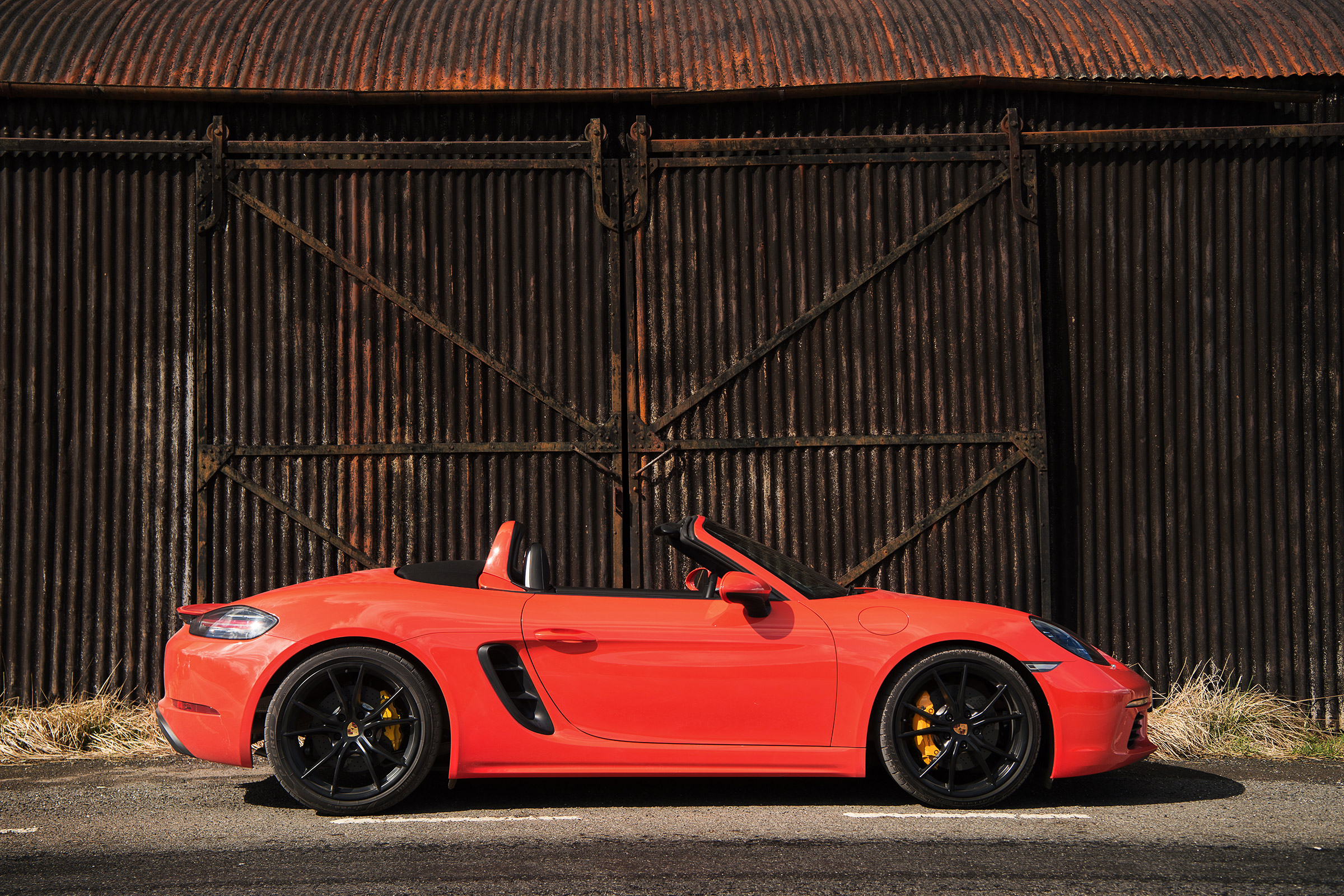 Porsche 718 Boxster S - static profile