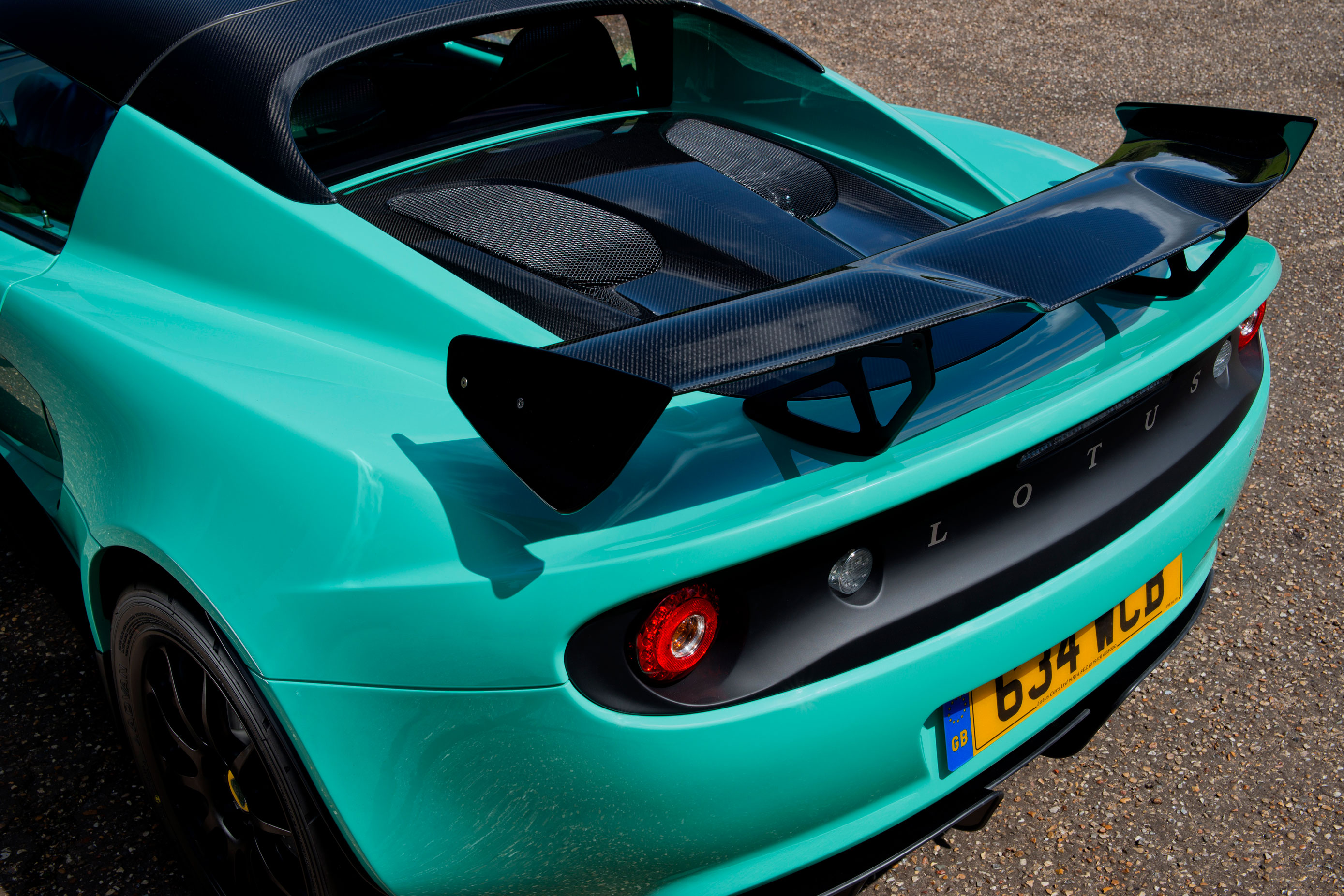 Lotus Elise Cup 250 - Wing