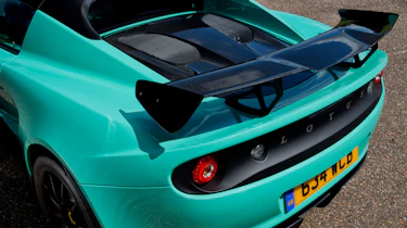Lotus Elise Cup 250 - Wing