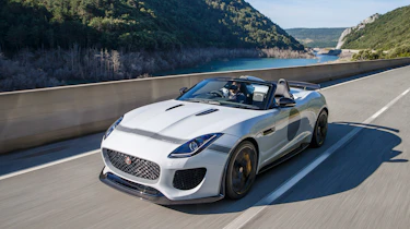 Jaguar F-Type Project 7 - white