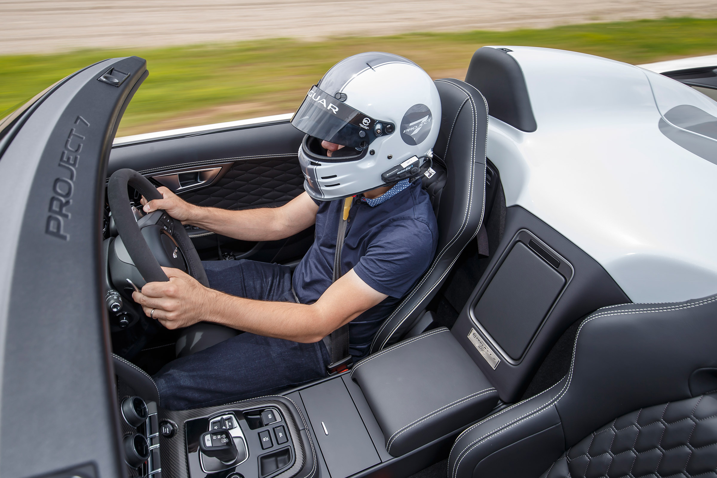 Jaguar F-Type Project 7 - white interior