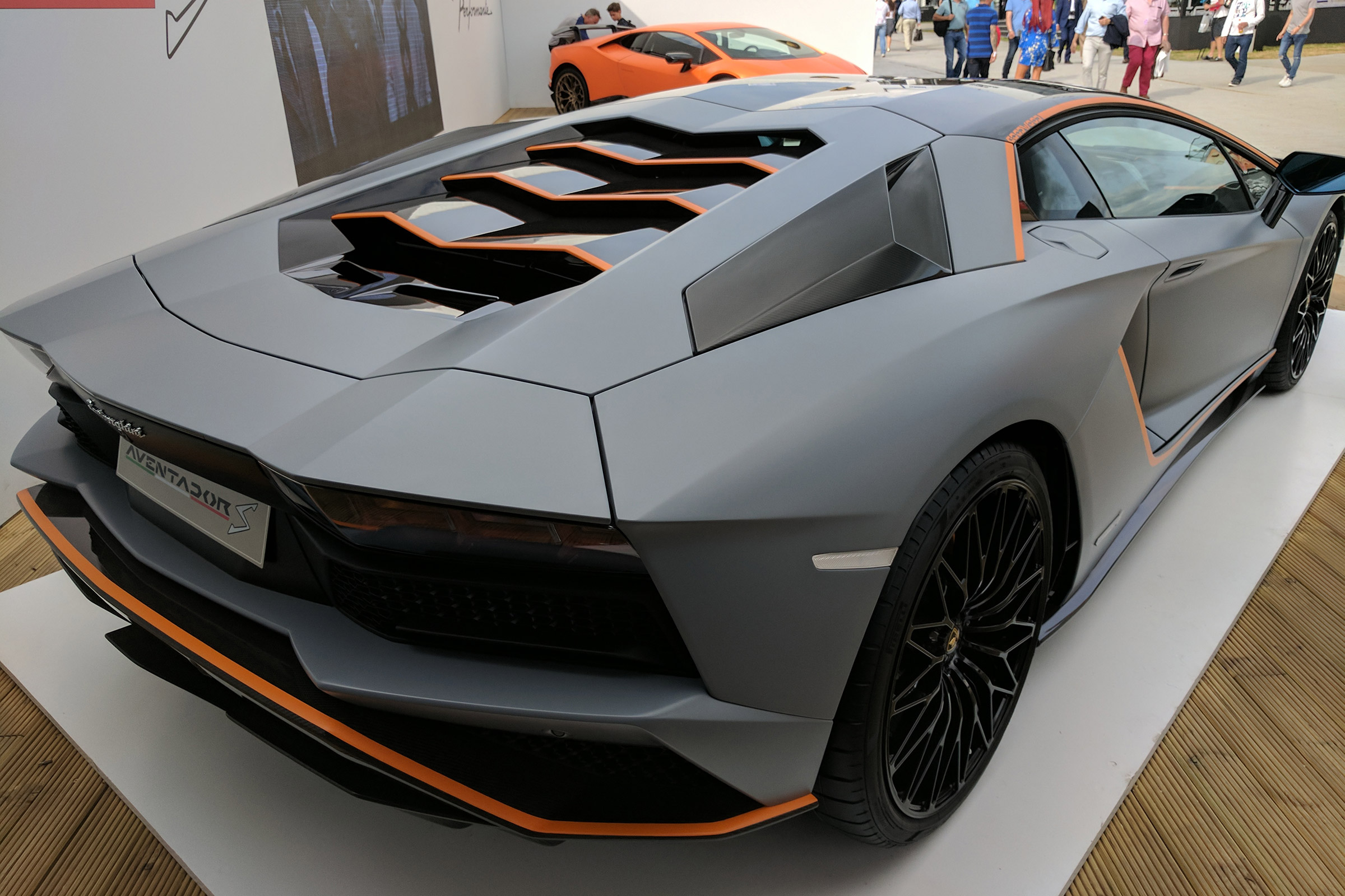 Lamborghini Aventador Goodwood special rear